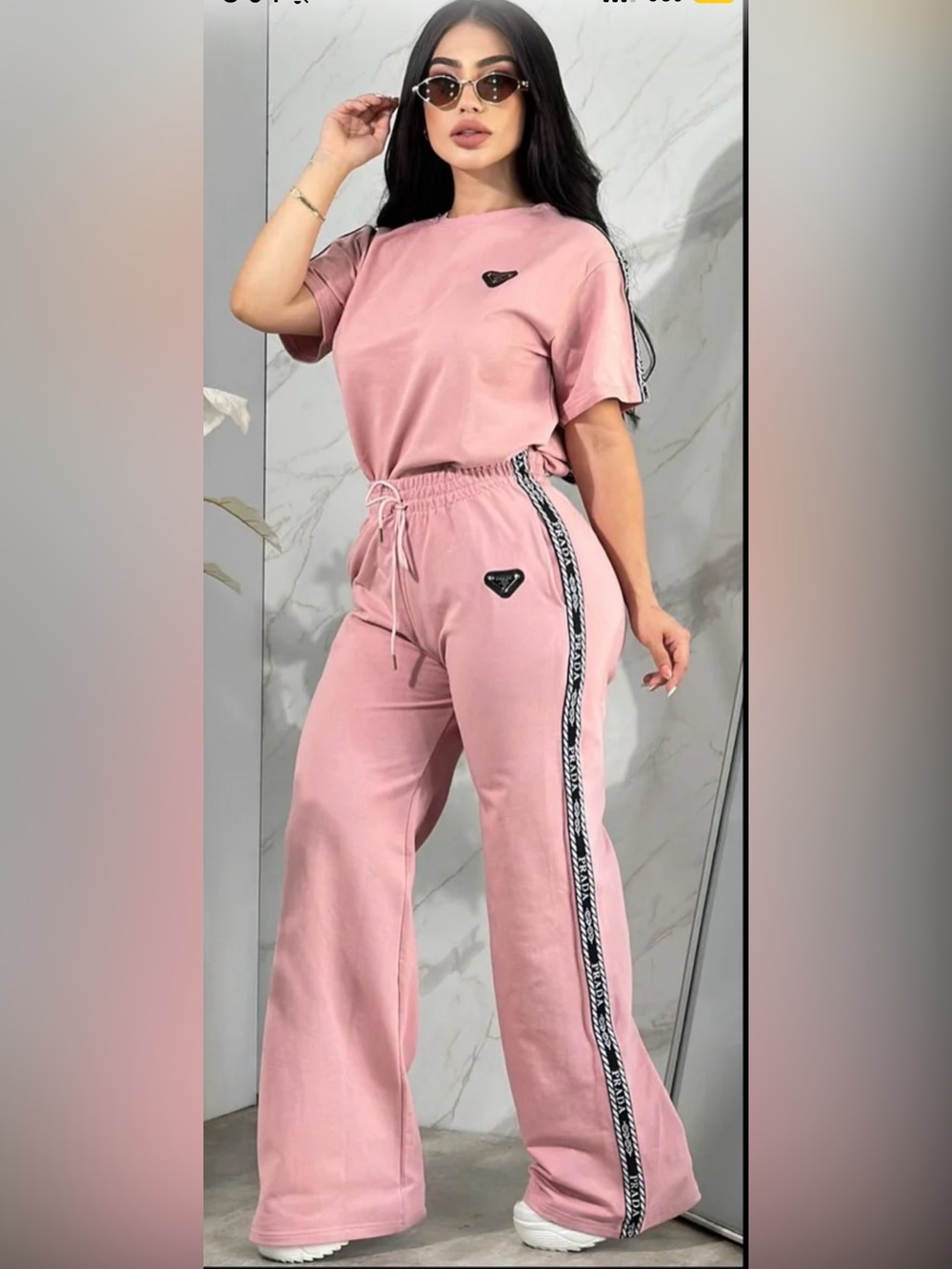 Pink 2 piece set Wide-Leg Jogger Pants w Side Stripe and Matching Tshirt size S